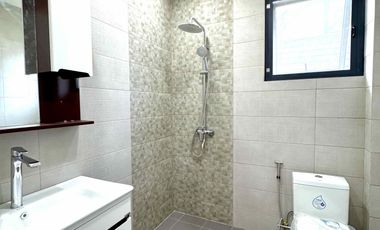 ELEGANT DESIGN HOUSE AND LOT FOR SALE IN BF HOMES PARANAQUE