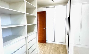 ELEGANT DESIGN HOUSE AND LOT FOR SALE IN BF HOMES PARANAQUE