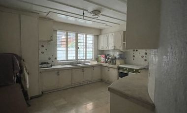 BEL AIR MAKATI HOUSE FOR SALE