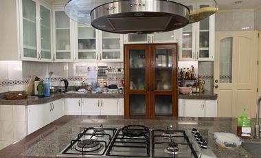 FULLY FURNISHED 2 STOREY AYALA ALABANG VILLAGE