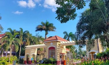 SOUTH FORBES VILLAS LOT