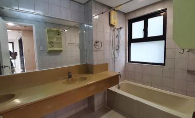 3 Bedroom Unit at McKinley Garden Villas for Sale