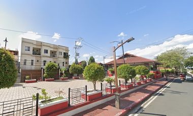 3 Bedroom Townhouse with maids room and 2 car garage for sale in San Juan City
