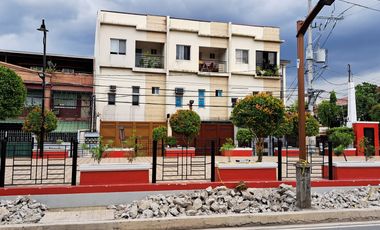 3 Bedroom Townhouse with maids room and 2 car garage for sale in San Juan City