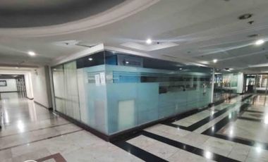 For RENT OR SACRIFICE SALE  48 sqm PRIME COMMERCIAL GROUND LEVEL  Pioneer Highlands, Mandaluyong
