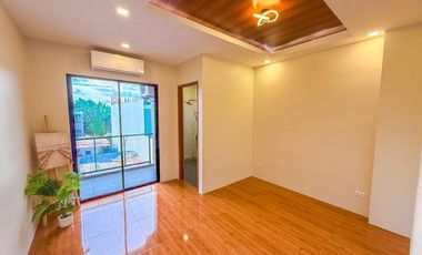 Modern 3 Storey Single House For Sale in Pilar Village Las Pinas City