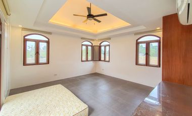 House for rent Portofino South 4 bedroom house with pool Las Piñas for rent