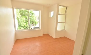 Brand new modern design 3 Storey townhouse in Pilar Village Las Pinas City