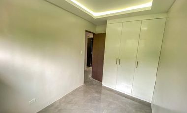 Newly Built 2 Storey Modern Design Single Attached House in Pilar Village Las Pi