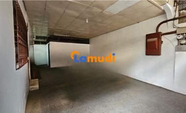 4 Bedroom Townhouse with 3 car garage in Malacanang Compound San Miguel Manila near St Jude