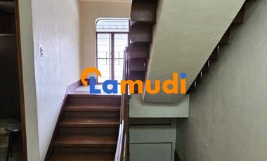 4 Bedroom Townhouse with 3 car garage in Malacanang Compound San Miguel Manila near St Jude