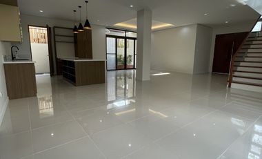 HIGH END BRAND NEW HOUSE BF NORTHWEST PARAÑAQUE