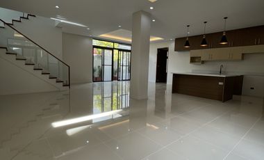HIGH END BRAND NEW HOUSE BF NORTHWEST PARAÑAQUE