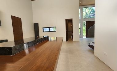 House and Lot For Sale at BF West Executive Village, BF Homes,  Las Piñas City