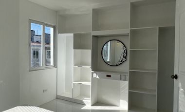 2BR & 2T&B with bathtub fully furnished with parking