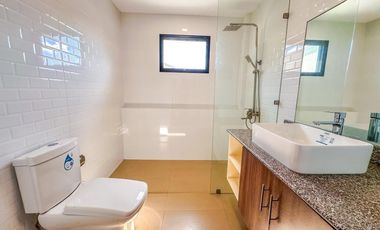 Charming corner Single Detached Home nestled in an exclusive village at Las Pina