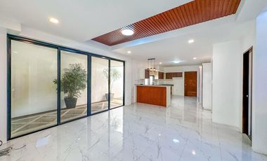 Charming corner Single Detached Home nestled in an exclusive village at Las Pina