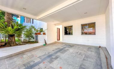 Charming corner Single Detached Home nestled in an exclusive village at Las Pina