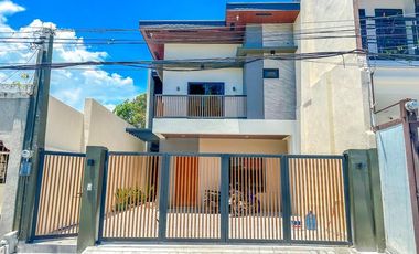 Brand new and built to impress Single Attached House in Pilar Village Las Pinas