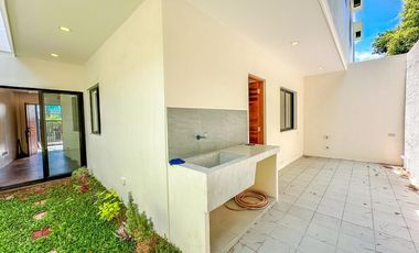 Modern Design 2 Storey Duplex House in Resort Village Las Pinas City