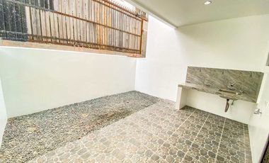 Newly Built Modern Townhouse in BF Resort Village Las Pinas City