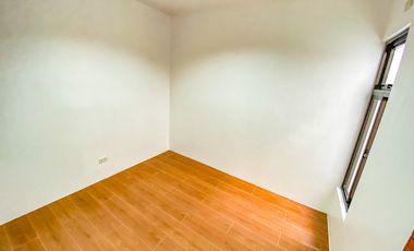 Newly Built Modern Townhouse in BF Resort Village Las Pinas City