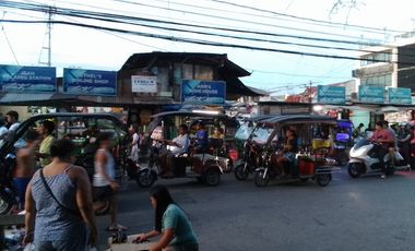 Commercial Lot w/ income 1,420 sqm corner, near Wet Market, Caloocan