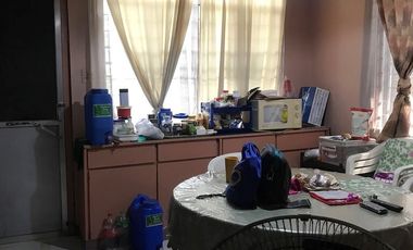 Old House in Mandaluyong behind VRP Medical Center for Sale