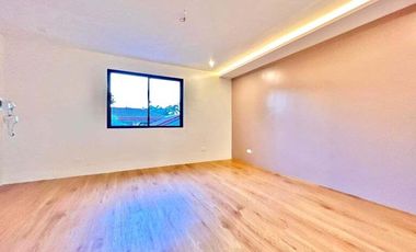 PRE-SELLING ELEGANT DESIGN 3 STOREY TRIPLEX TOWNHOUSE FOR SALE IN LAS PIÑAS