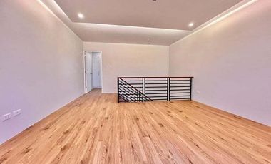 PRE-SELLING ELEGANT DESIGN 3 STOREY TRIPLEX TOWNHOUSE FOR SALE IN LAS PIÑAS