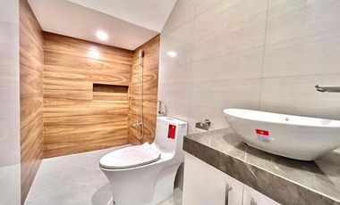 PRE-SELLING ELEGANT DESIGN 3 STOREY TRIPLEX TOWNHOUSE FOR SALE IN LAS PIÑAS