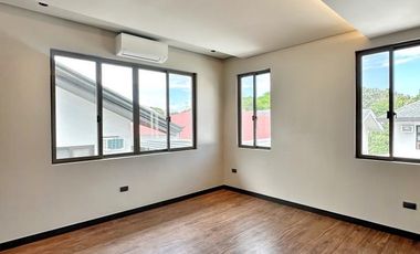 MODERN INDUSTRIAL HOUSE AND LOT FOR SALE IN TAHANAN VILLAGE