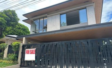 MODERN INDUSTRIAL HOUSE AND LOT FOR SALE IN TAHANAN VILLAGE