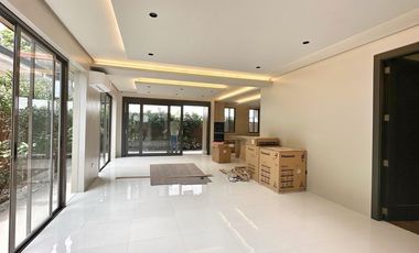 MODERN INDUSTRIAL HOUSE AND LOT FOR SALE IN TAHANAN VILLAGE