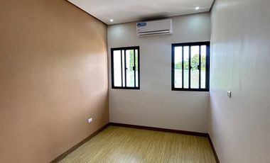 STUNNING MODERN DUPLEX DESIGN HOUSE IN PARANAQUE
