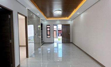 STUNNING MODERN DUPLEX DESIGN HOUSE IN PARANAQUE