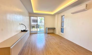 FOR SALE WITH FLEXIBLE TERMS ELEGANT HOUSE IN PILAR VILLAGE LAS PINAS
