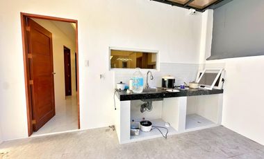FOR SALE WITH FLEXIBLE TERMS ELEGANT HOUSE IN PILAR VILLAGE LAS PINAS