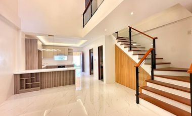 FOR SALE WITH FLEXIBLE TERMS ELEGANT HOUSE IN PILAR VILLAGE LAS PINAS