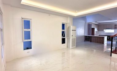 FOR SALE WITH FLEXIBLE TERMS ELEGANT HOUSE IN PILAR VILLAGE LAS PINAS