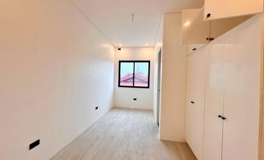 CONTEMPORARY DESIGN TOWNHOUSE FOR SALE IN PILAR VILLAGE LAS PINAS