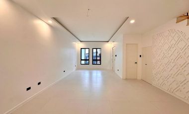 CONTEMPORARY DESIGN TOWNHOUSE FOR SALE IN PILAR VILLAGE LAS PINAS