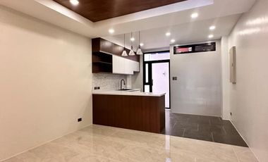 FOR SALE FOUR 4 BEDROOMS BRAND NEW MODERN HOUSE WITH SOLAR IN BETTER LIVING