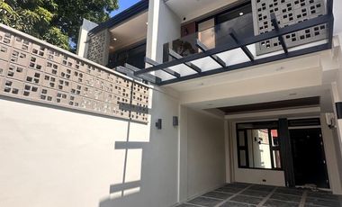 FOR SALE FOUR 4 BEDROOMS BRAND NEW MODERN HOUSE WITH SOLAR IN BETTER LIVING