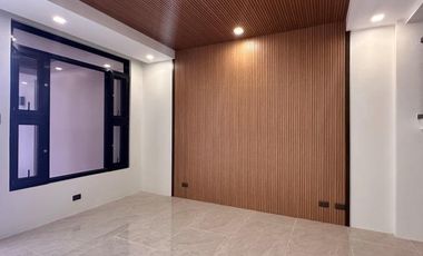 FOR SALE FOUR 4 BEDROOMS BRAND NEW MODERN HOUSE WITH SOLAR IN BETTER LIVING