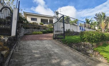 House and Lot for sale in Tagaytay City with overlooking view of Taal Lake