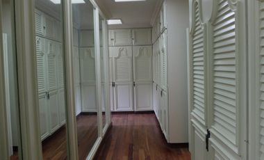 PRICE AS LOT! CORNER LOT HOUSE IN ALABANG HILLS VILLAGE