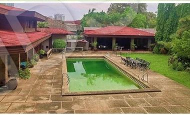 Greenhills West House and Lot for Sale