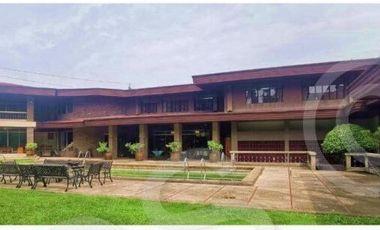 Greenhills West House and Lot for Sale