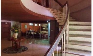 Greenhills West House and Lot for Sale